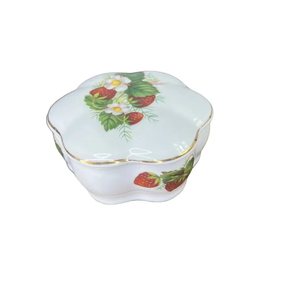 Vgt Hammersley Pedal Shaped Hand-painted Bone China Trinket Box 3”Strawberries